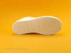 Chipie VOUTI Blanc Papillons - Basket Fille -Skechery Boutique cd24607c73b9e66c561f35ea11d5d5ef 2765501 156241