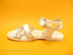 Geox Sand Karly White Silver J5235D Nu-pieds Fille -Skechery Boutique cd24607c73b9e66c561f35ea11d5d5ef img 3058.jpg 87020