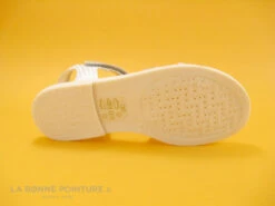 Geox Sand Karly White Silver J5235D Nu-pieds Fille -Skechery Boutique cd24607c73b9e66c561f35ea11d5d5ef img 3061.jpg 87022